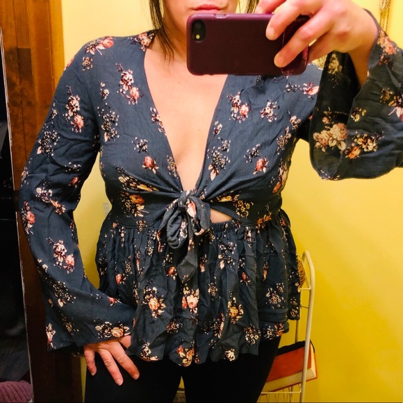 American Eagle teal festival bell sleeve top large - Picture 2 of 4